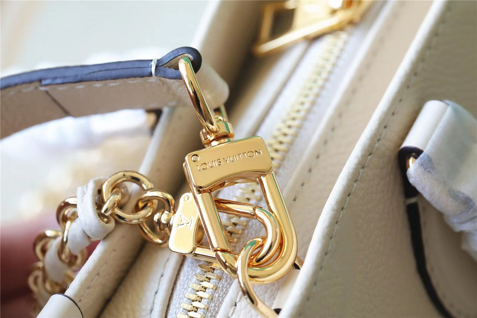 LV Onthego 25*13*10CM 2023110902