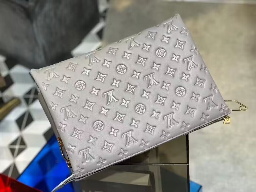 LV COUSSIN MM BAG 34x24x12cm 2023111301