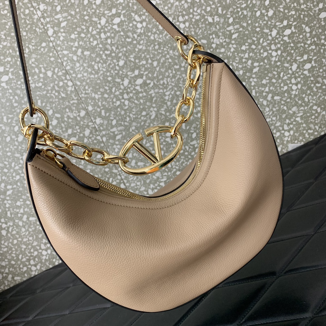 Valentino vlogo moon bag 29*23*11CM  2023111706