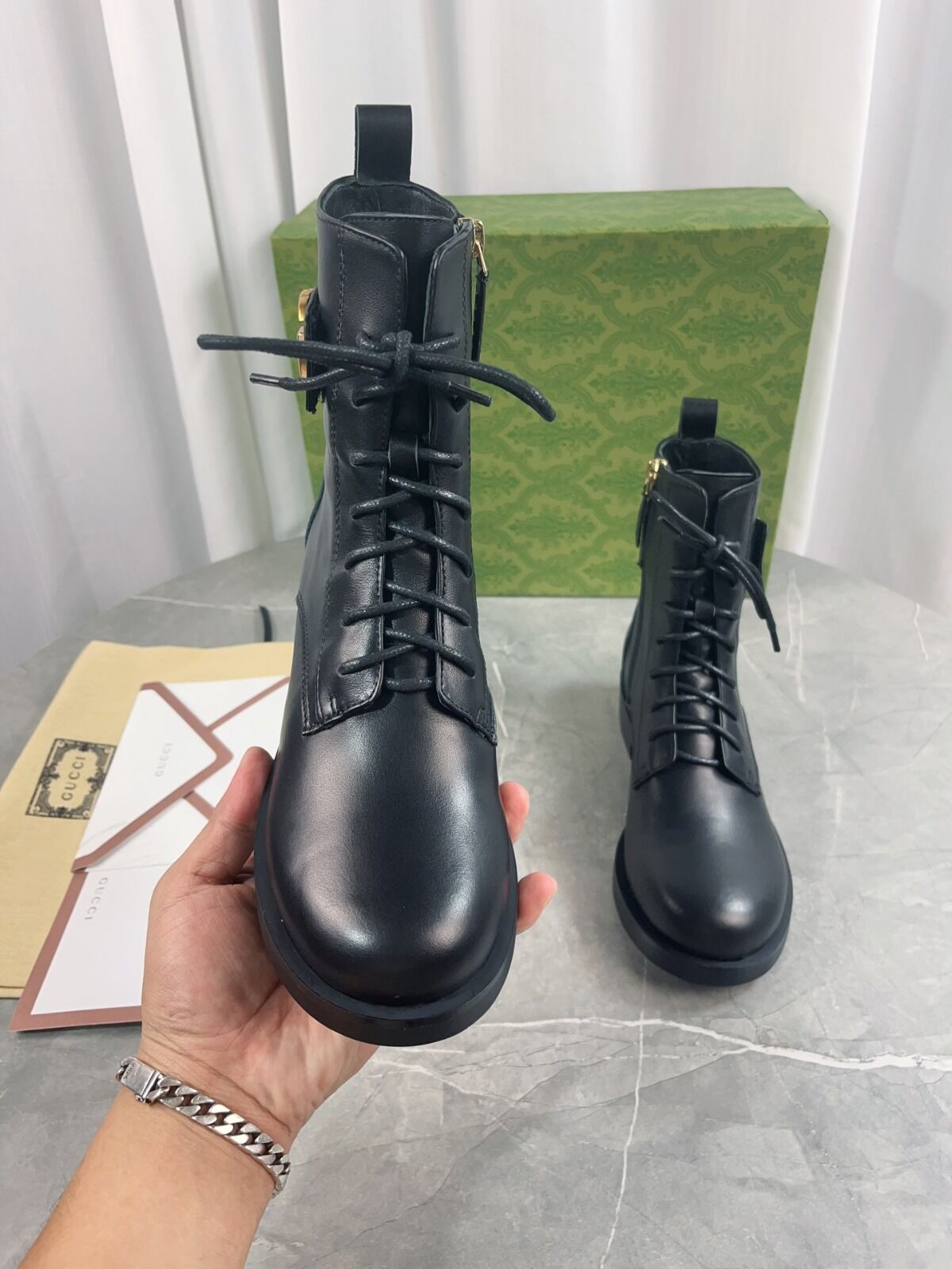 G*u*i boots 2023112101