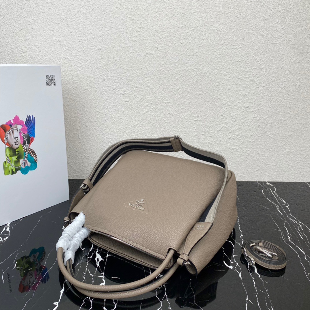 Pra*a 1bc170 bag 32*26*13cm 2023112201