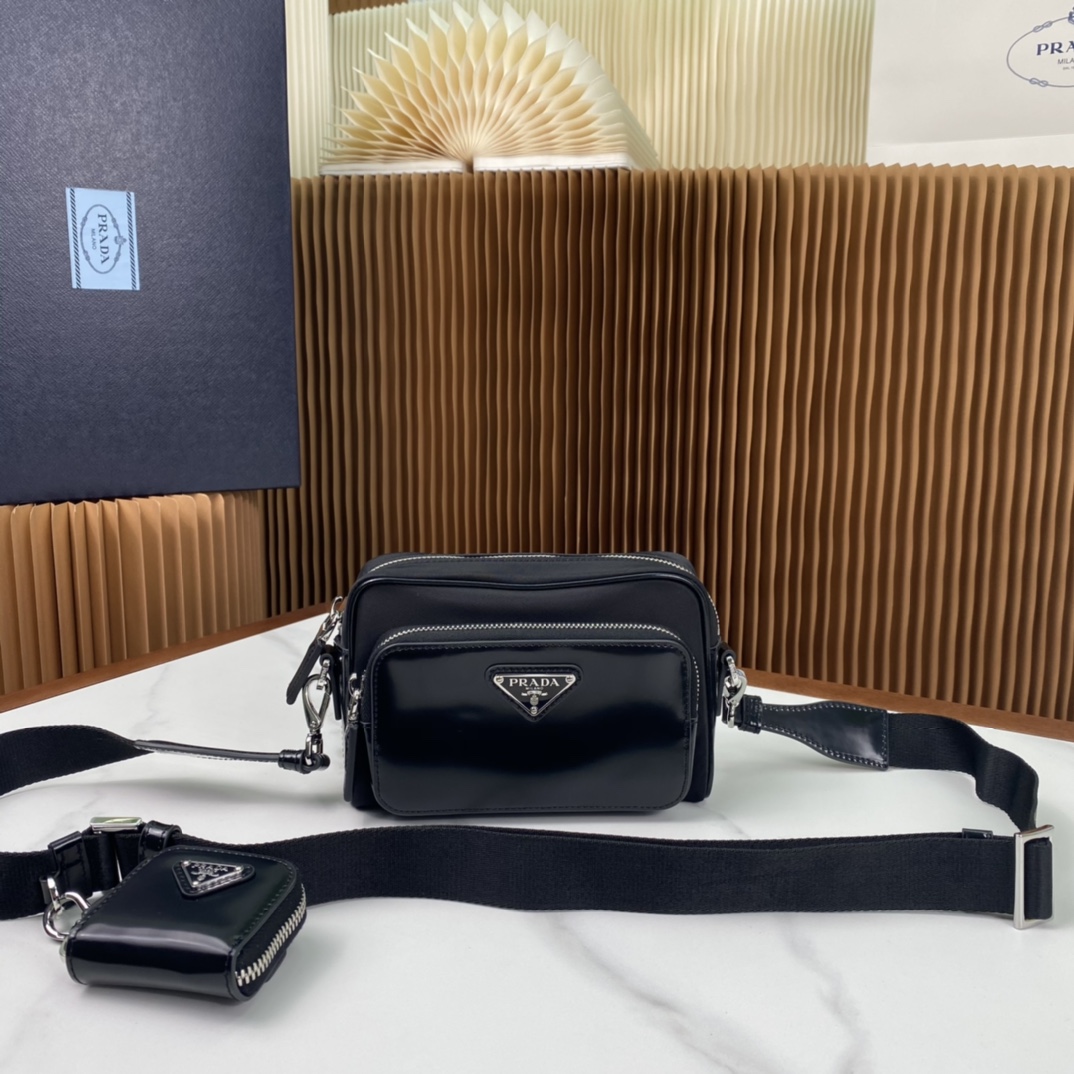 Pra*a re-nylon bag 18*11.5*5cm 2023112205