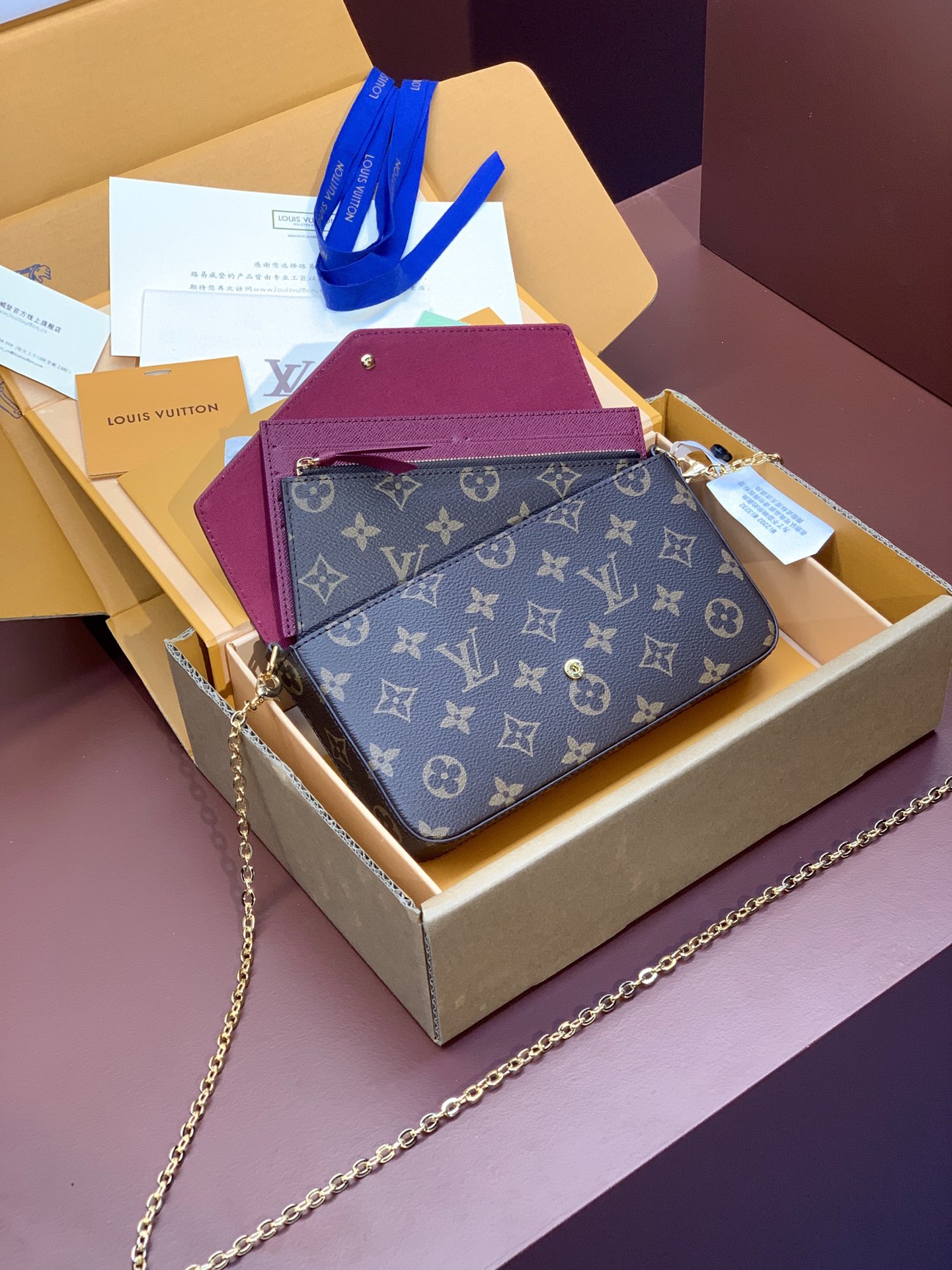 LV Felicie bag 21*11*2cm 20223112206