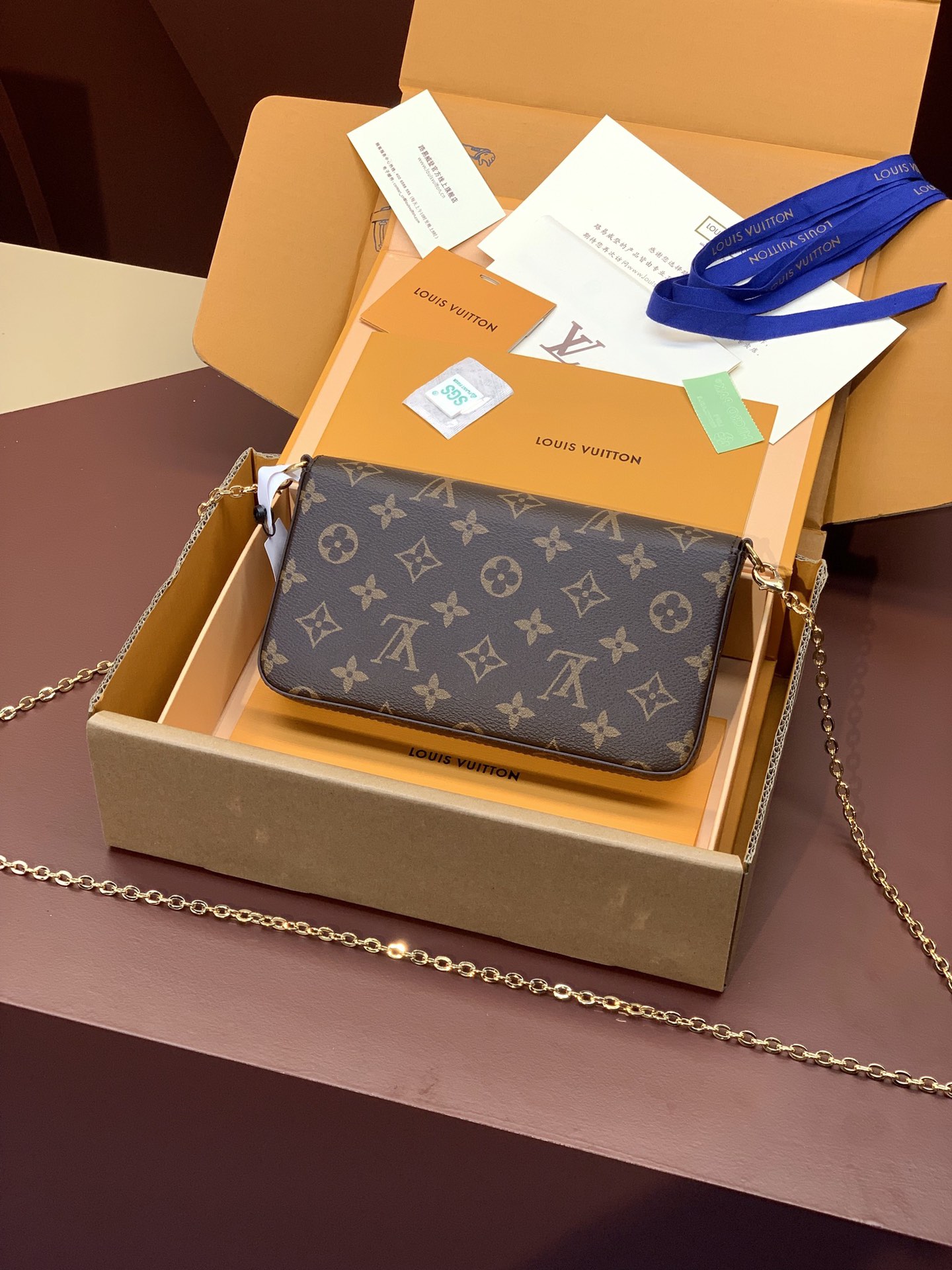 LV Felicie bag 21*11*2cm 20223112206