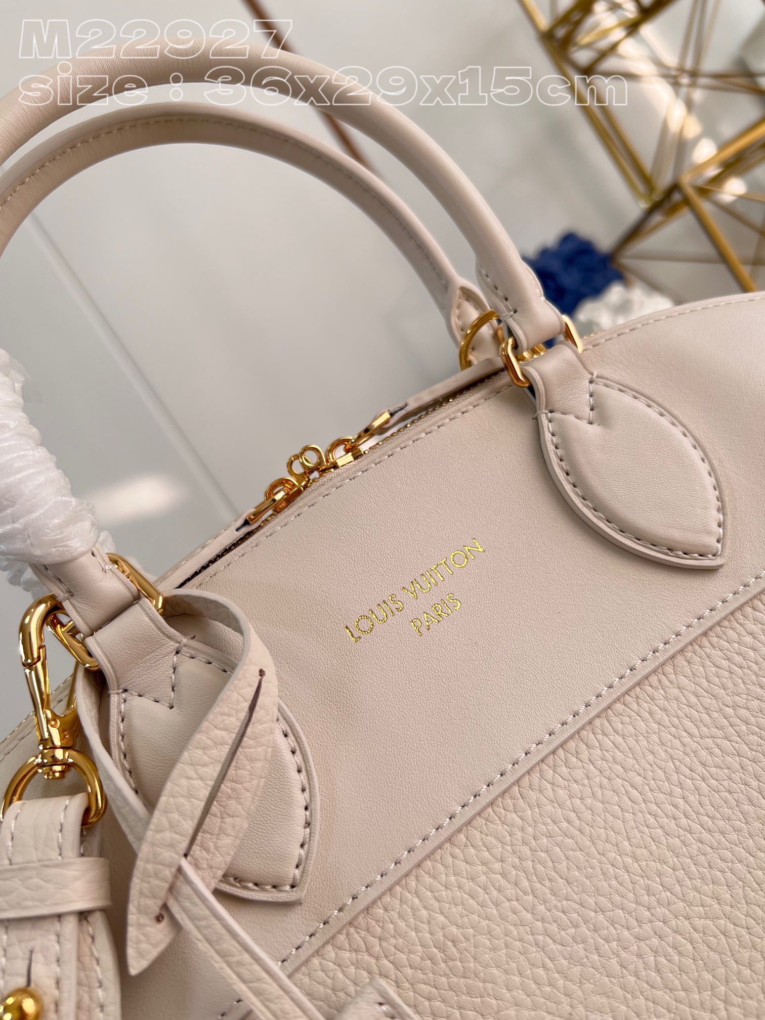 LV Lock It MM bag 36*29*15CM 2023112210