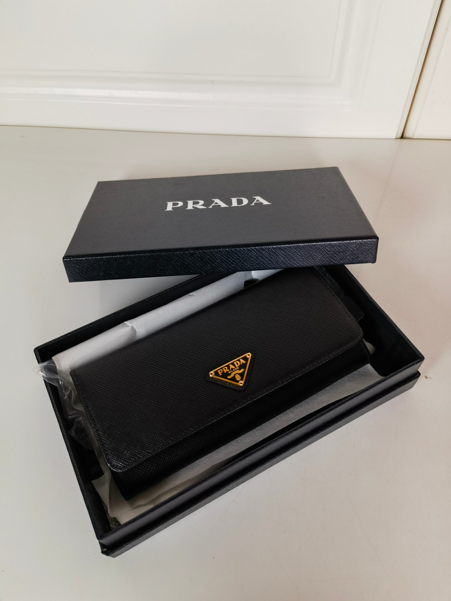 Pra*a 1mh132 wallet 18.7*9.5cm