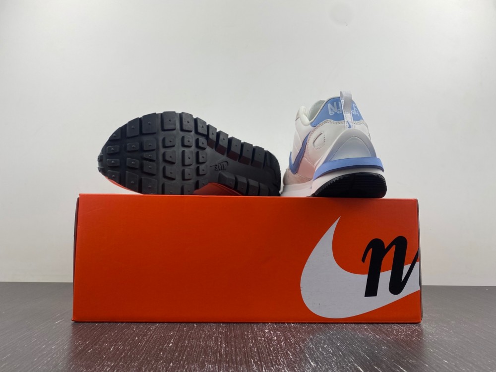 Nike Sacai x VaporWaffle DD1875-112