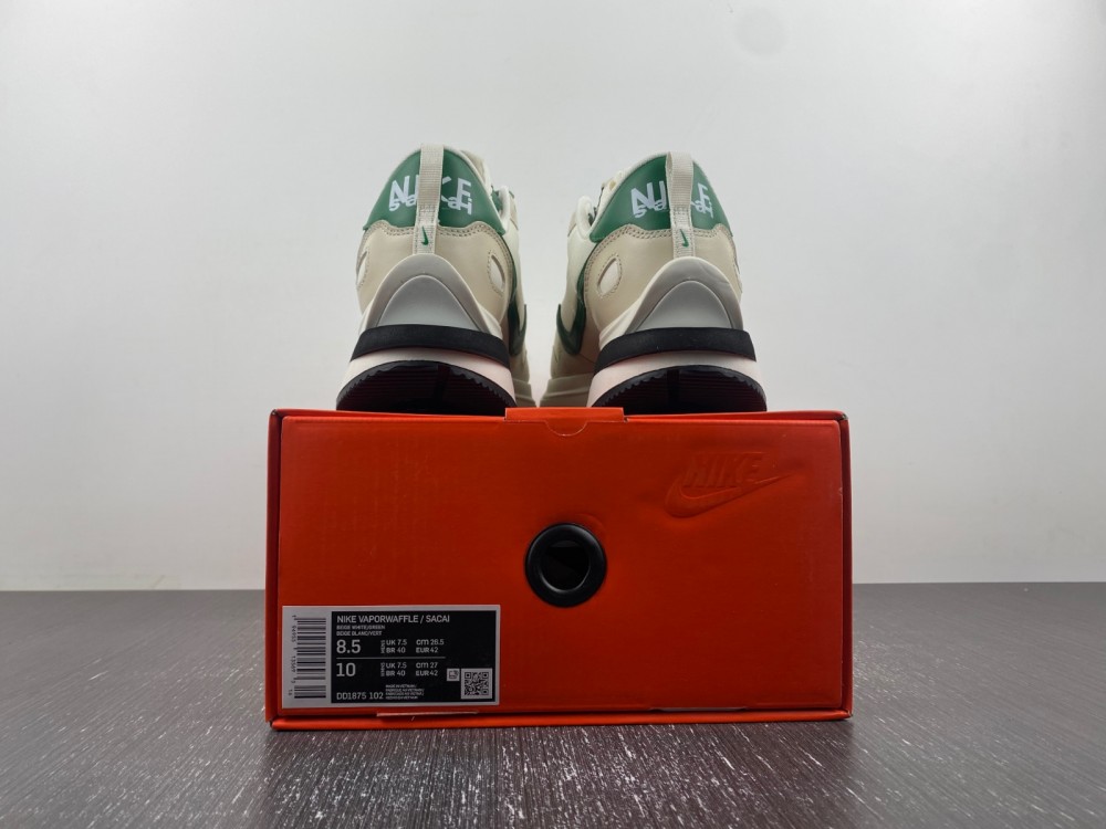 Nike Sacai x VaporWaffle Tour Yellow DD1875-102