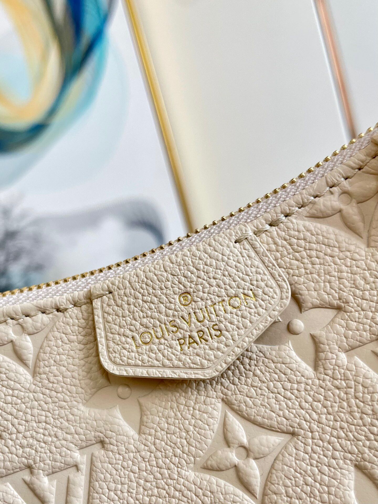 1V Monogram Empreinte Easy Pouch On Strap 19*11.5*3CM