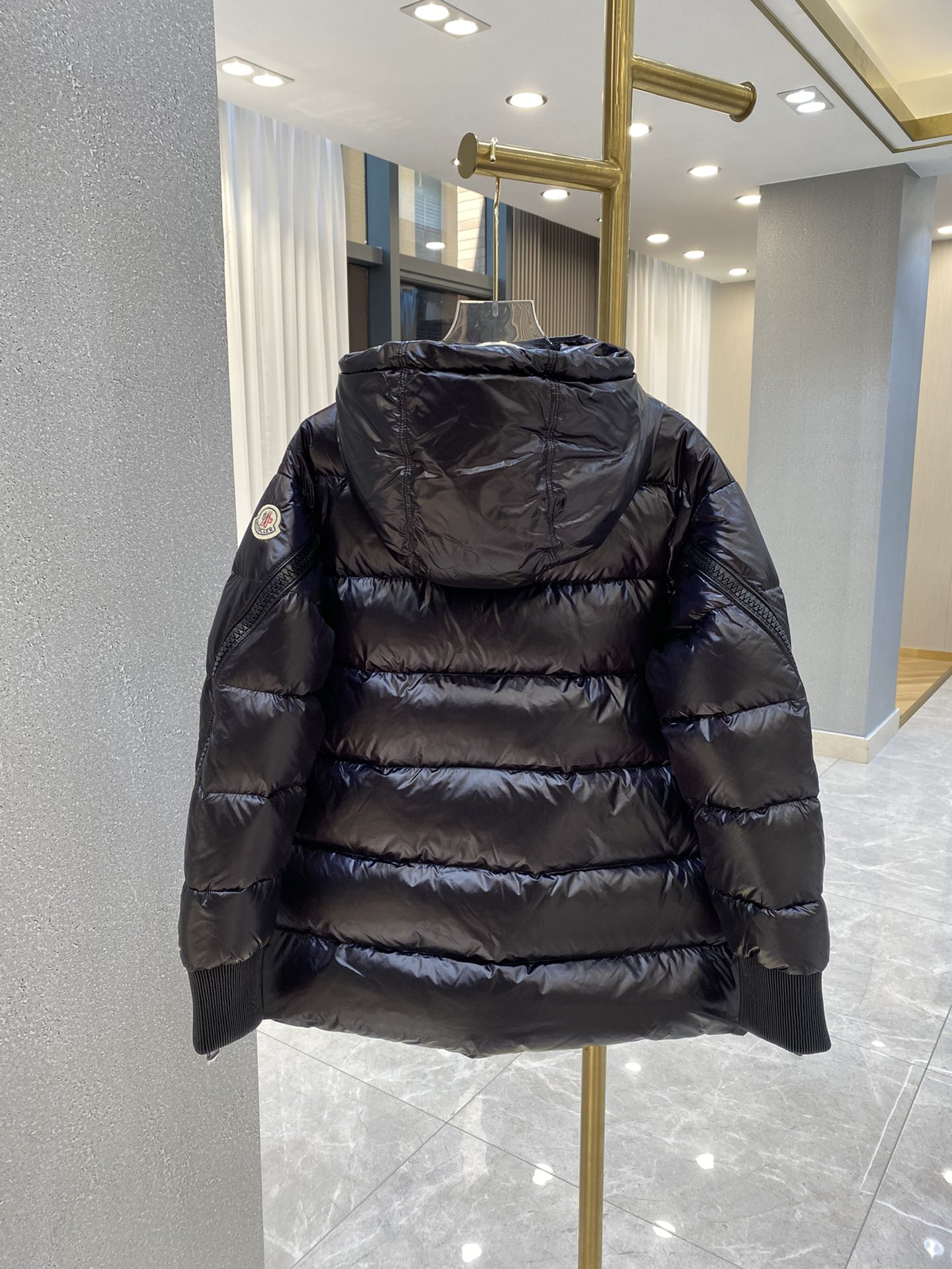 Moncler 2023112409