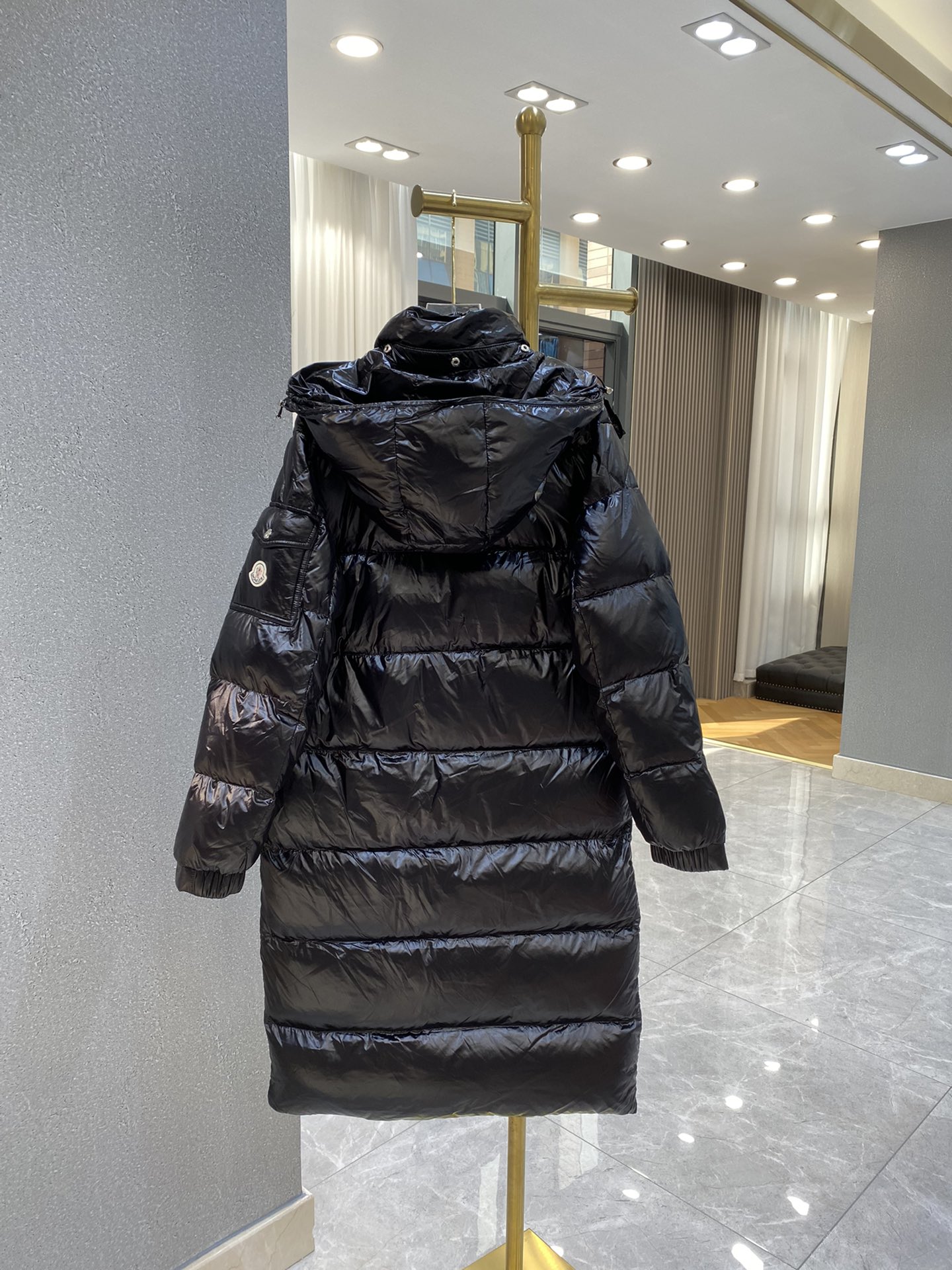 Moncler 2023112410