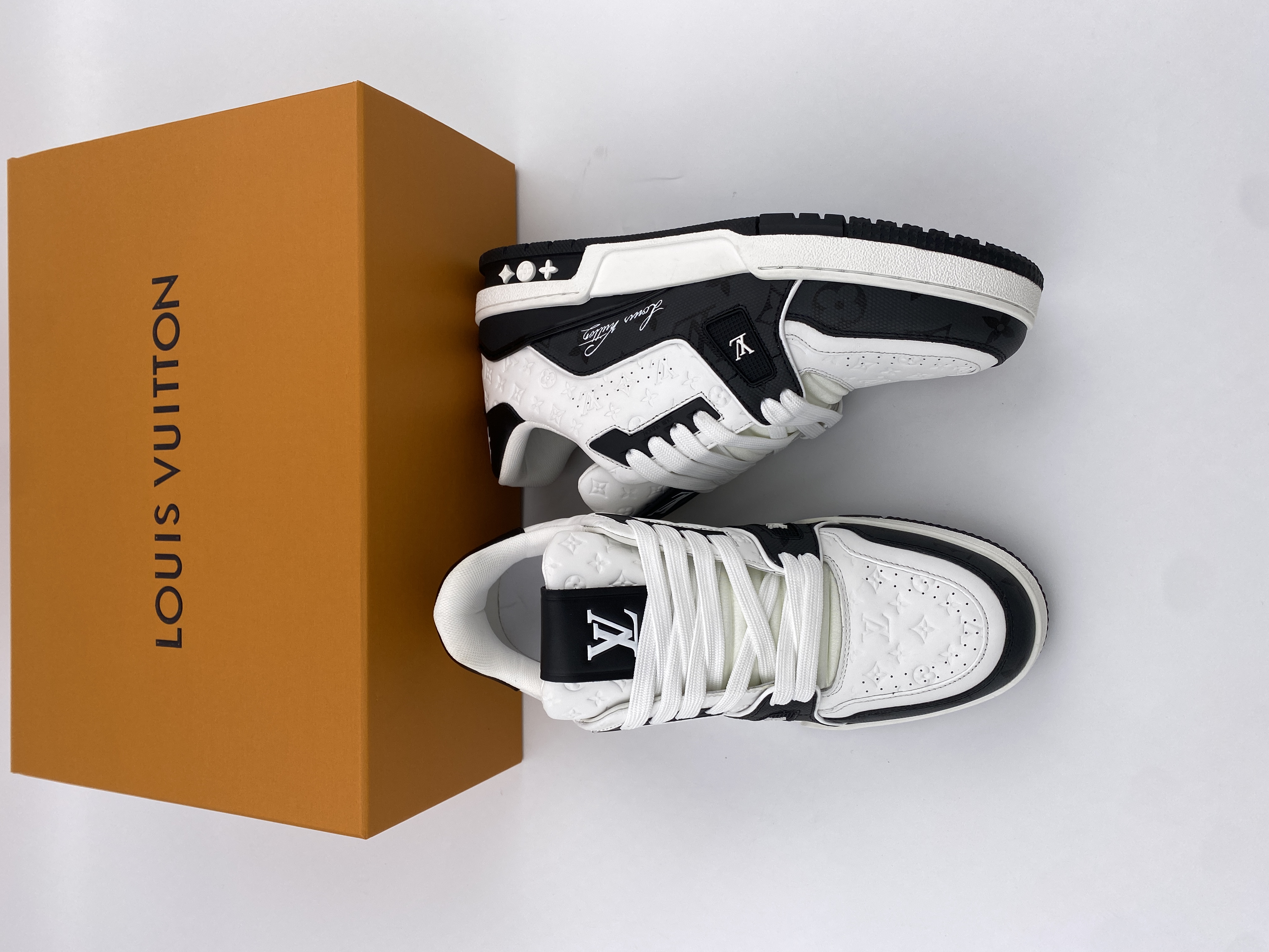LV#54 sneaker 2023112701