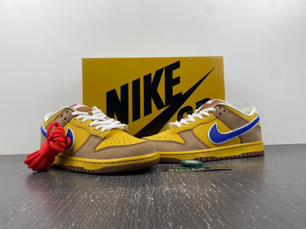NIKE Dunk Low  Newcastle Brown Ale 313170-741