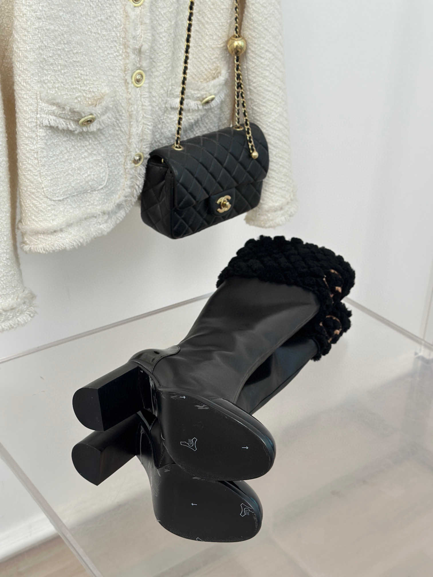 Ch*el boots 2023120107