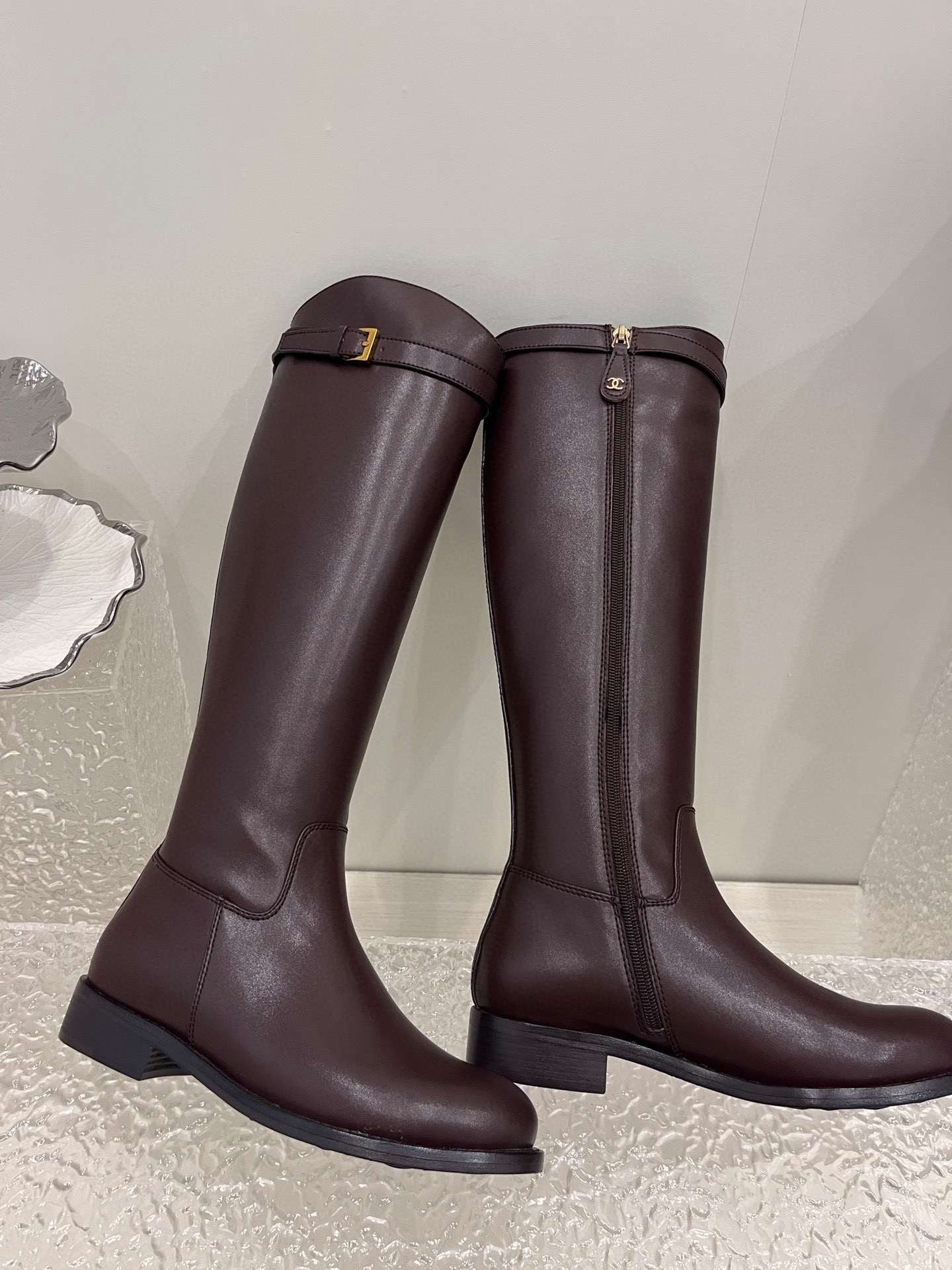 Ch*el boots 2023120108