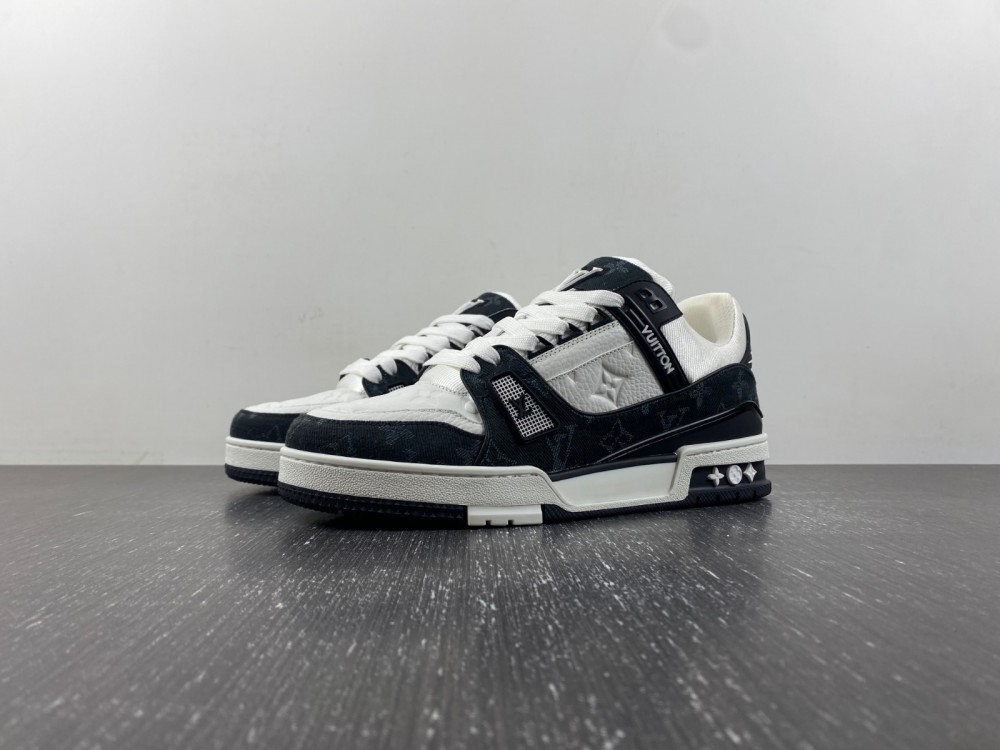 LV sneaker 2023120202