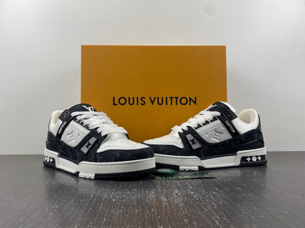 LV sneaker 2023120202