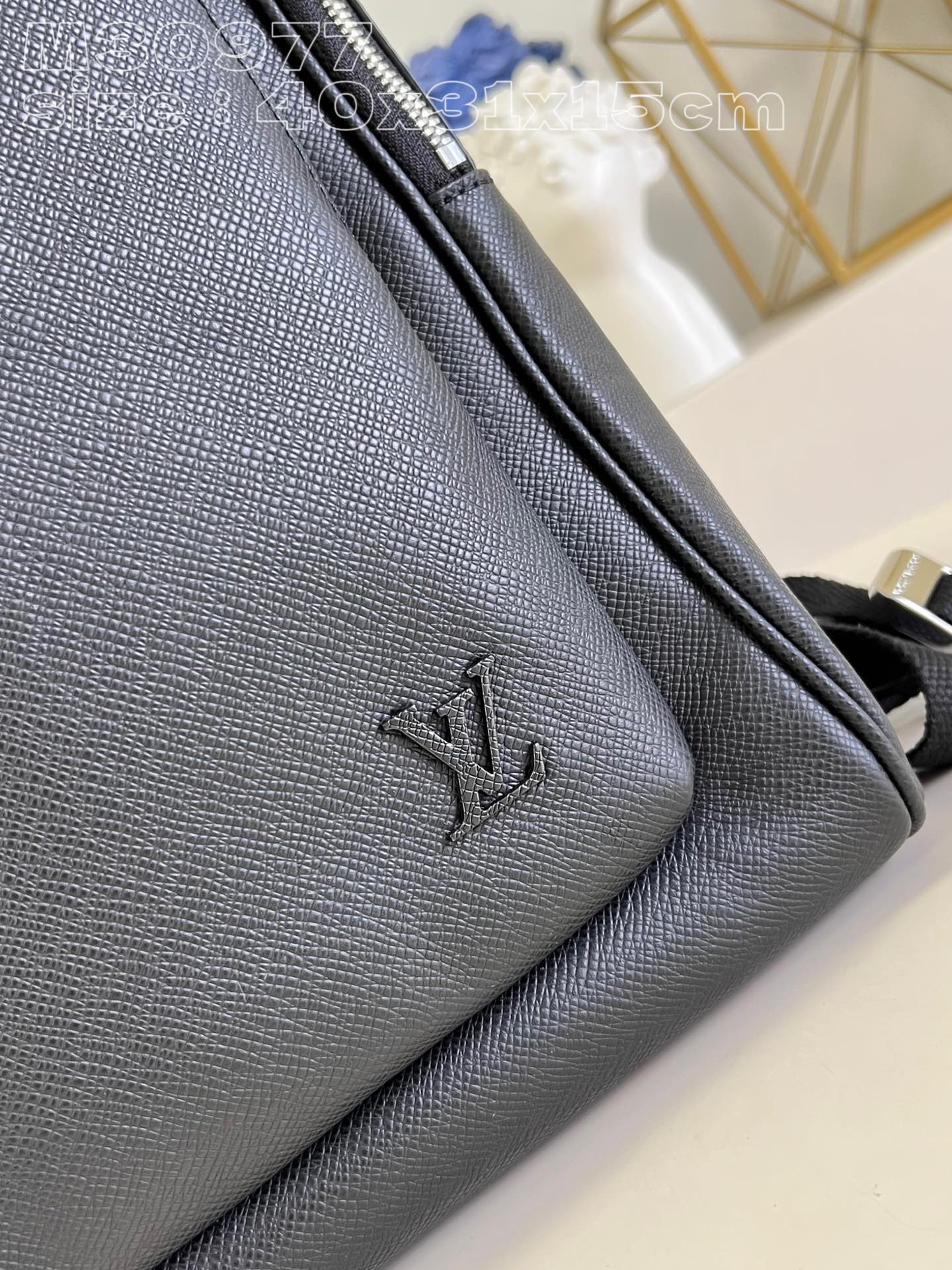 LV Avenue Backpack M30977 40X31X15CM 2023120401