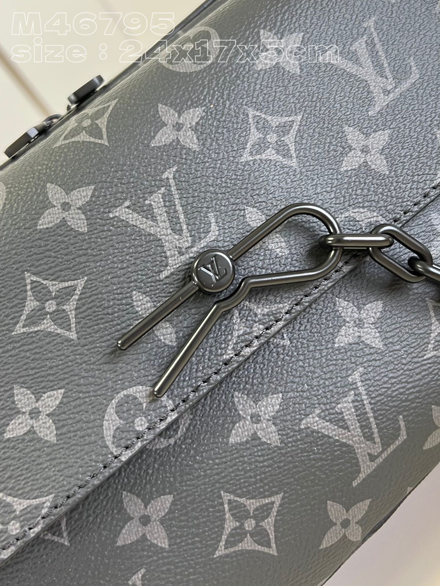Lv Steamer Messenger Bag M46795 24x17x5CM 2023120405