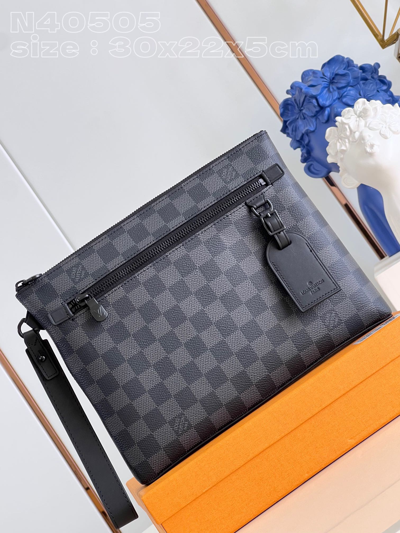 LV Takeoff Pouch N40505 30x22x5CM 2023120406