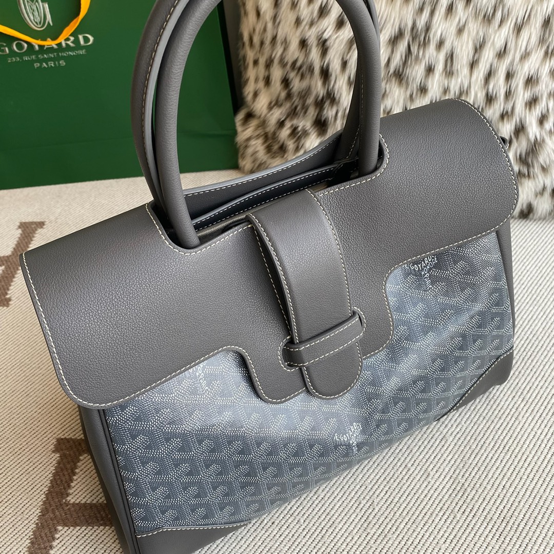 Go*ard tote bag 34*25*16cm 2023120601