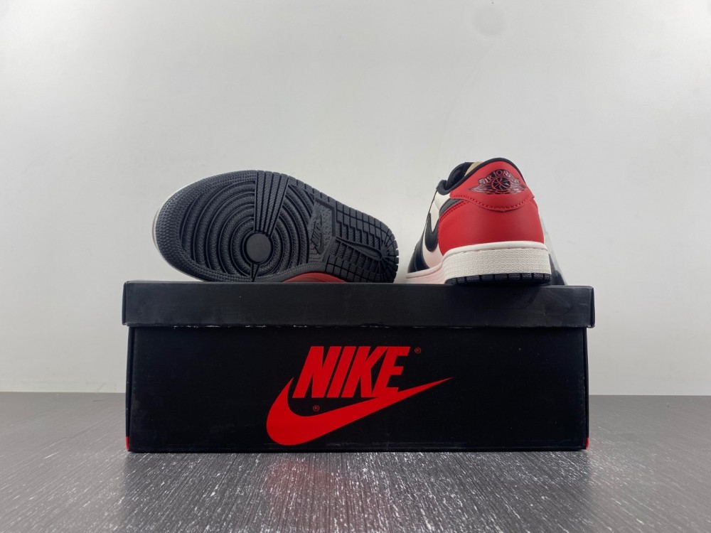 Paris Saint-Germain x Air Jordan 1 Retro Low OG Sail Pink Oxford HF8828-100