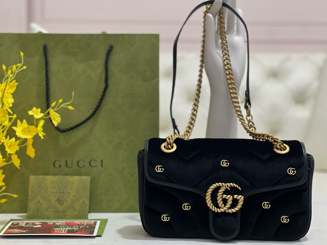 G*u*i marmont bag black 26*15*7cm