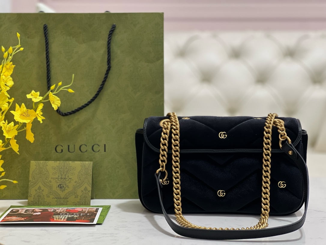 G*u*i marmont bag black 26*15*7cm