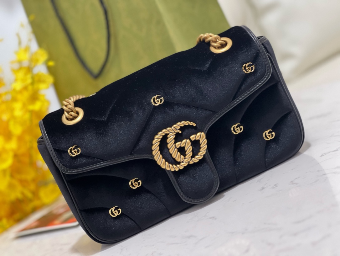 G*u*i marmont bag black 26*15*7cm