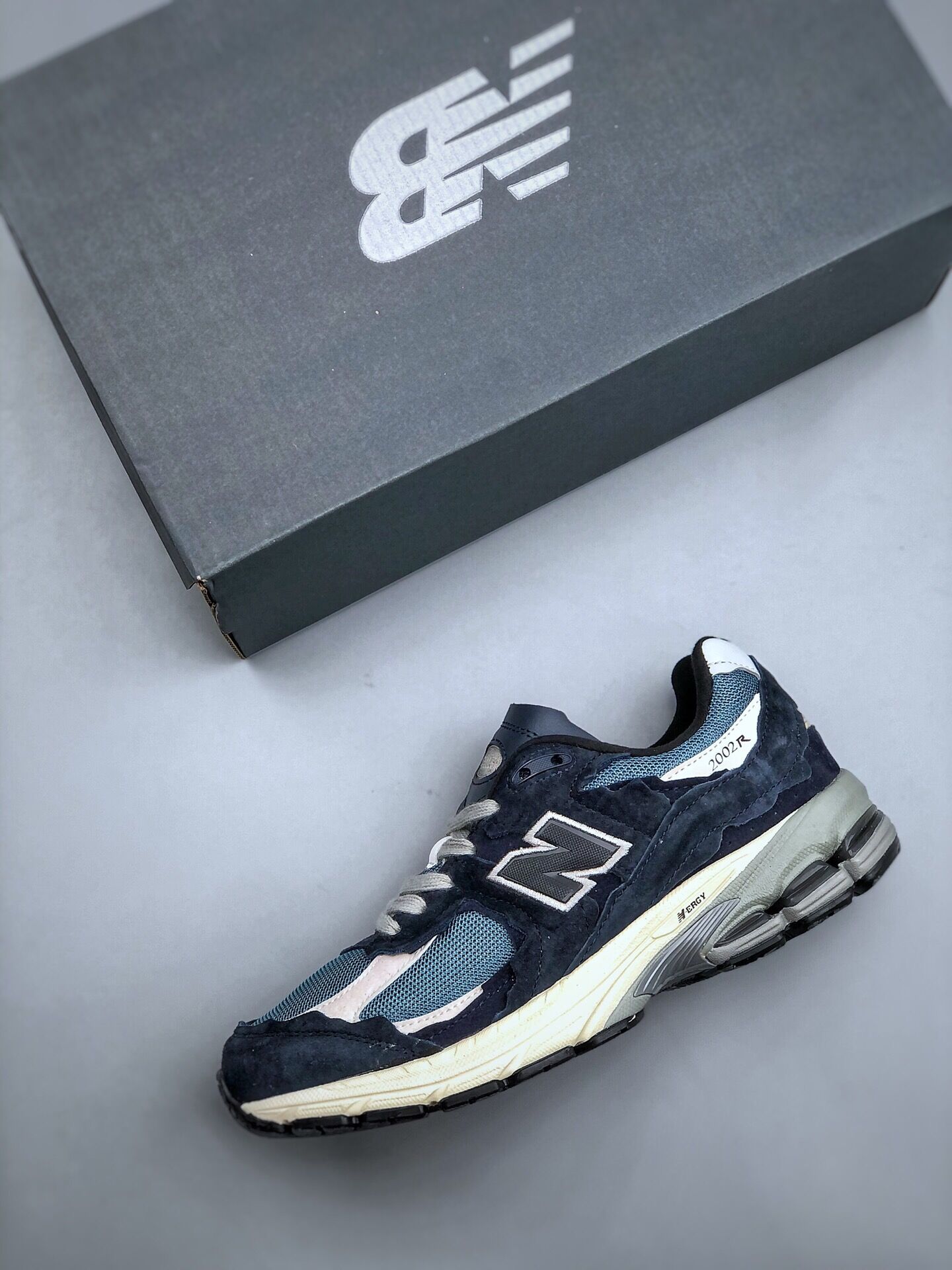 New Balance 2002R Protection Pack Dark Navy  M2002RDF