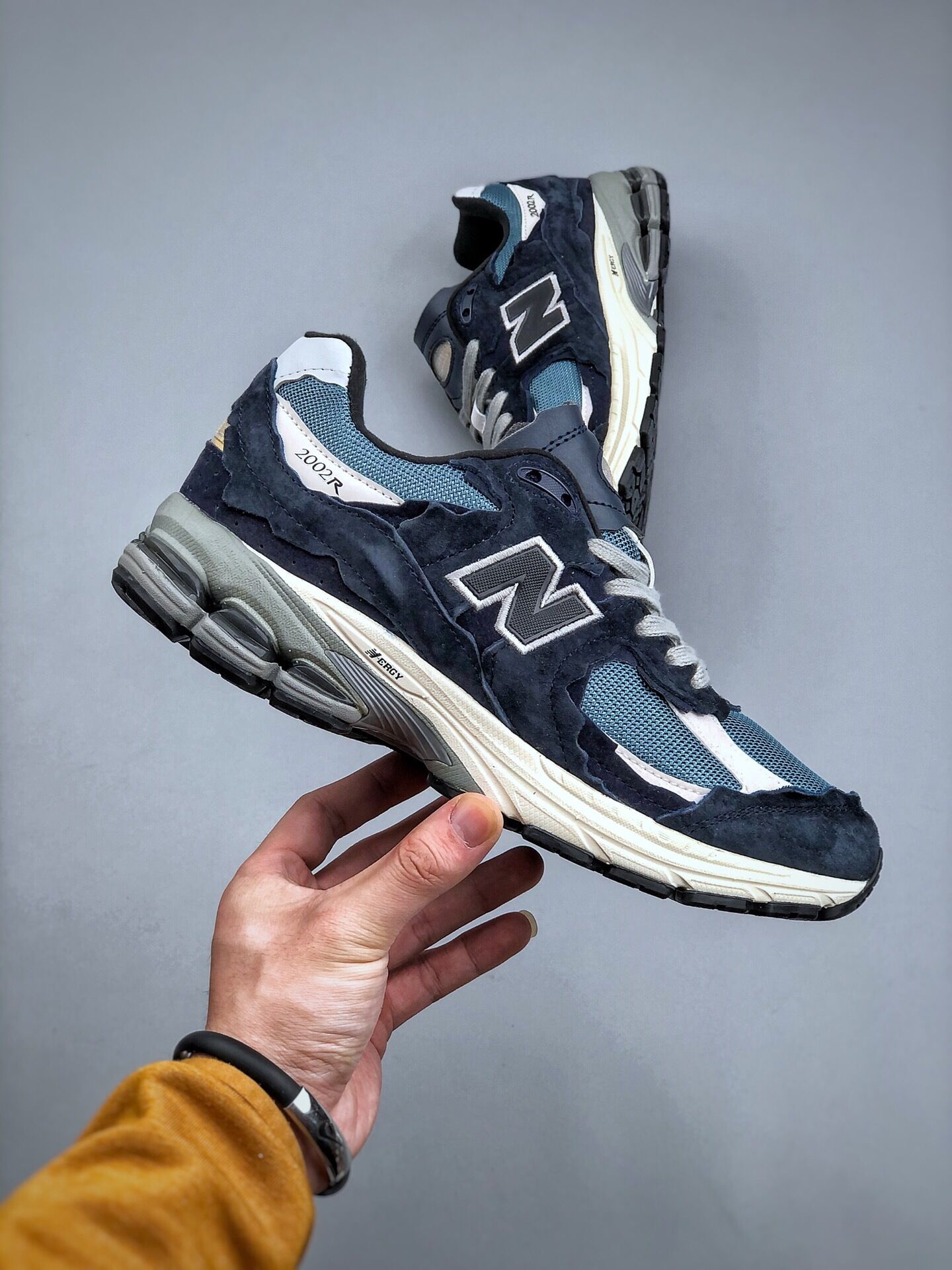 New Balance 2002R Protection Pack Dark Navy  M2002RDF