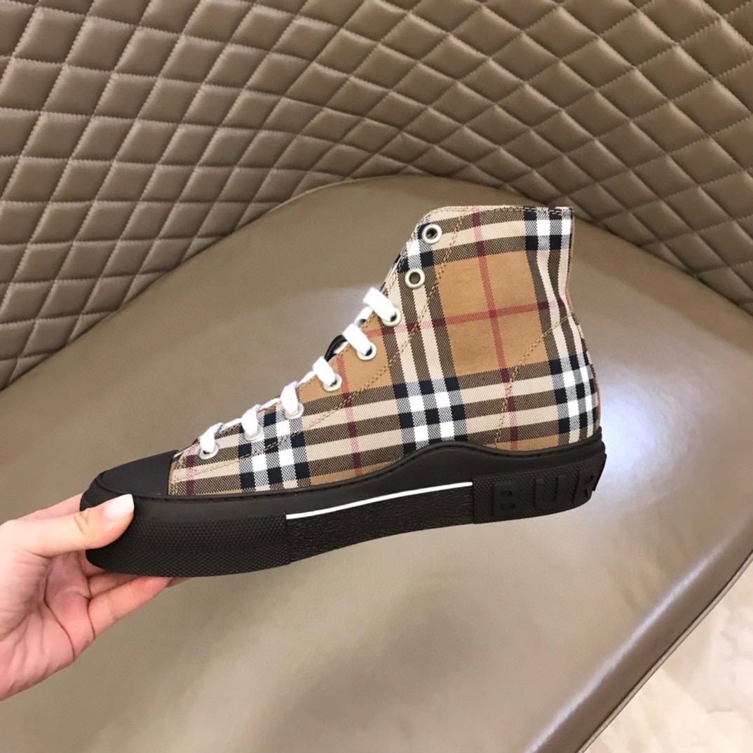 B**rry sneaker 2023122101