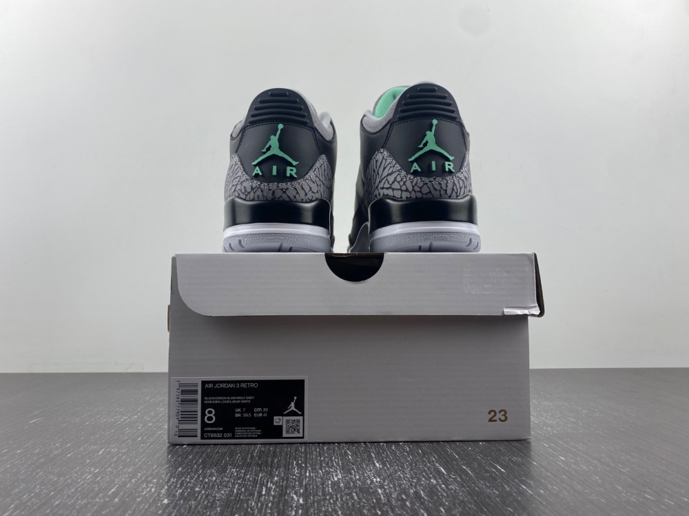 Air Jordan 3 Green Glow CT8532-03