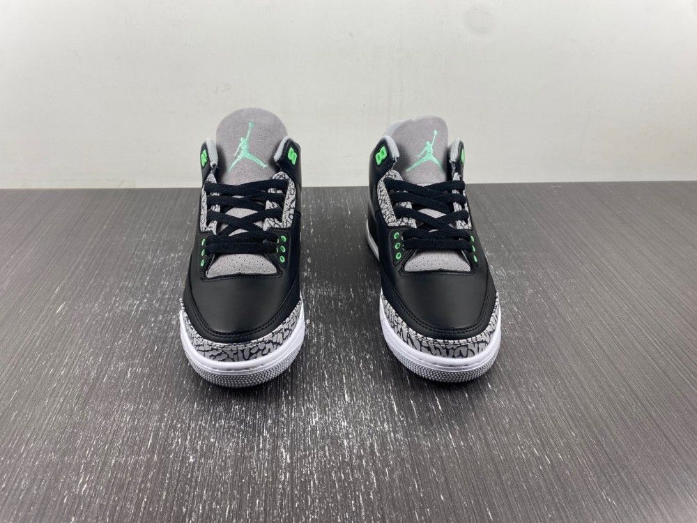 Air Jordan 3 Green Glow CT8532-03