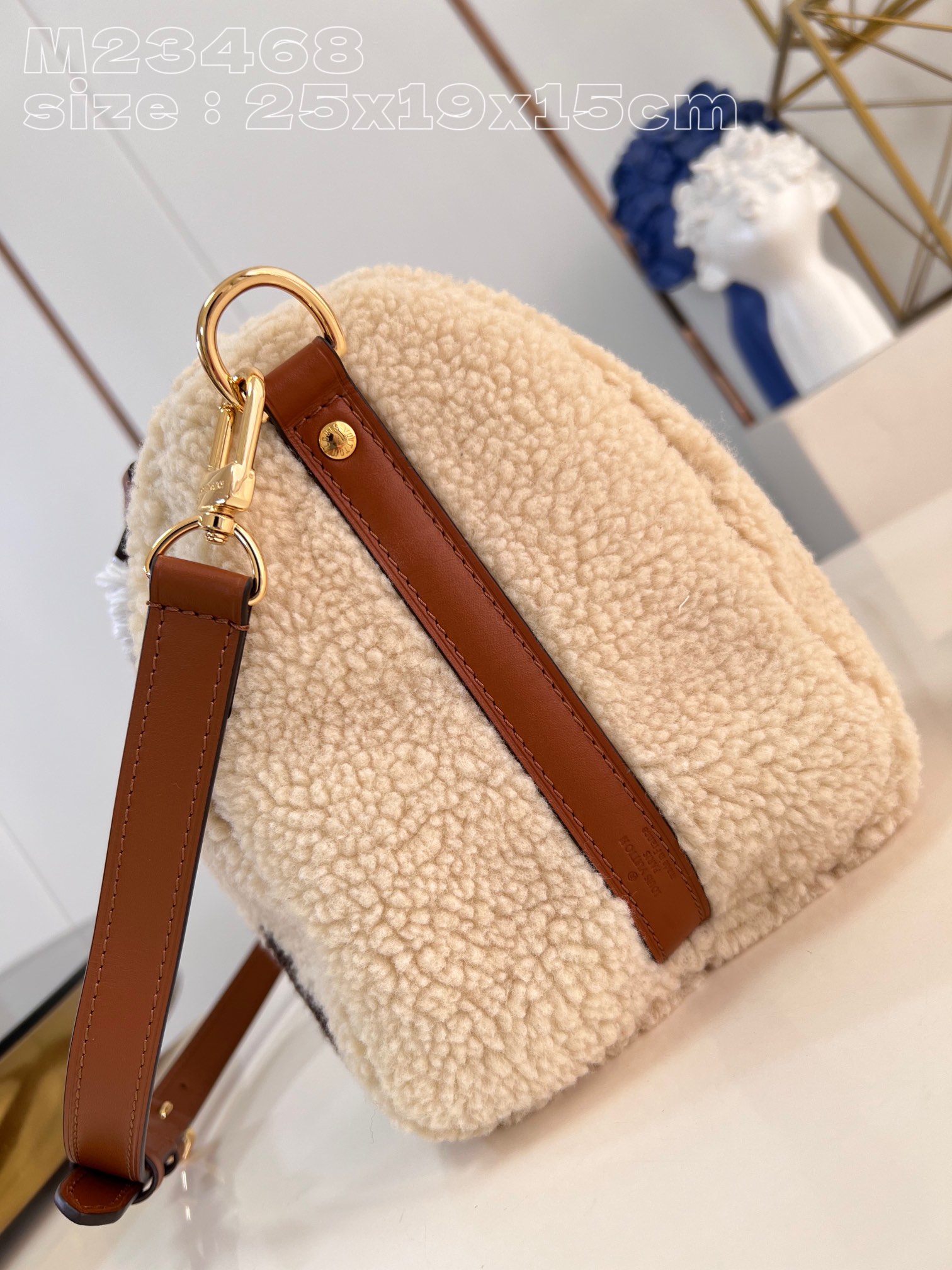 LV Speedy Bandoulière 25 bag 25*19*15CM