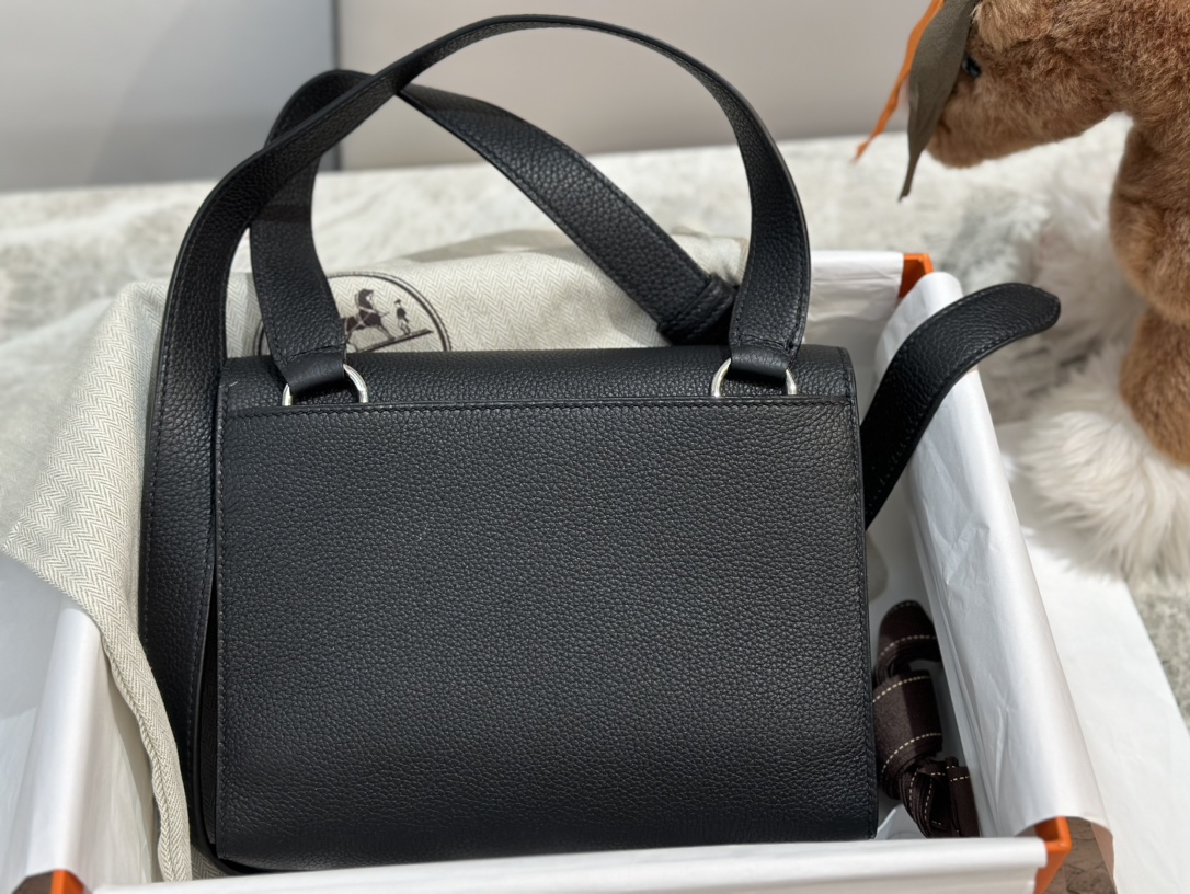 H**mes sac a depeches 21cm 2024010901