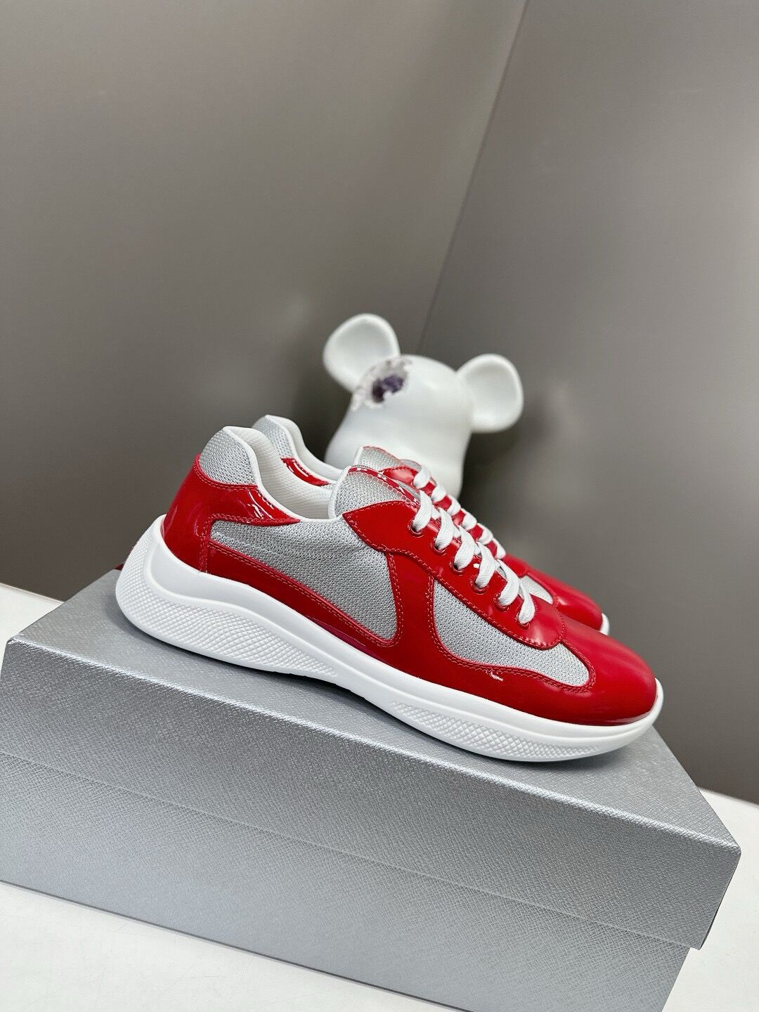 Pra*a sneaker 2024011201