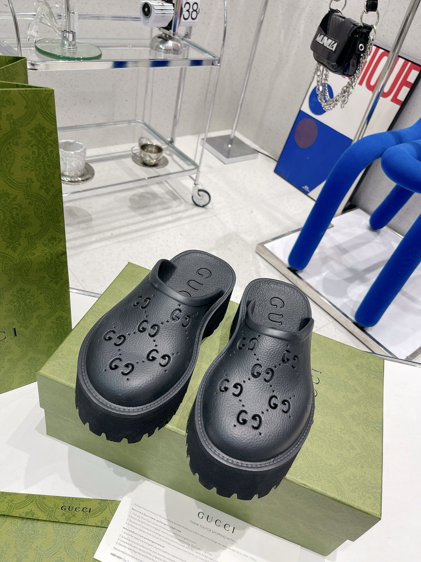 G*u*i sandals 2024011801