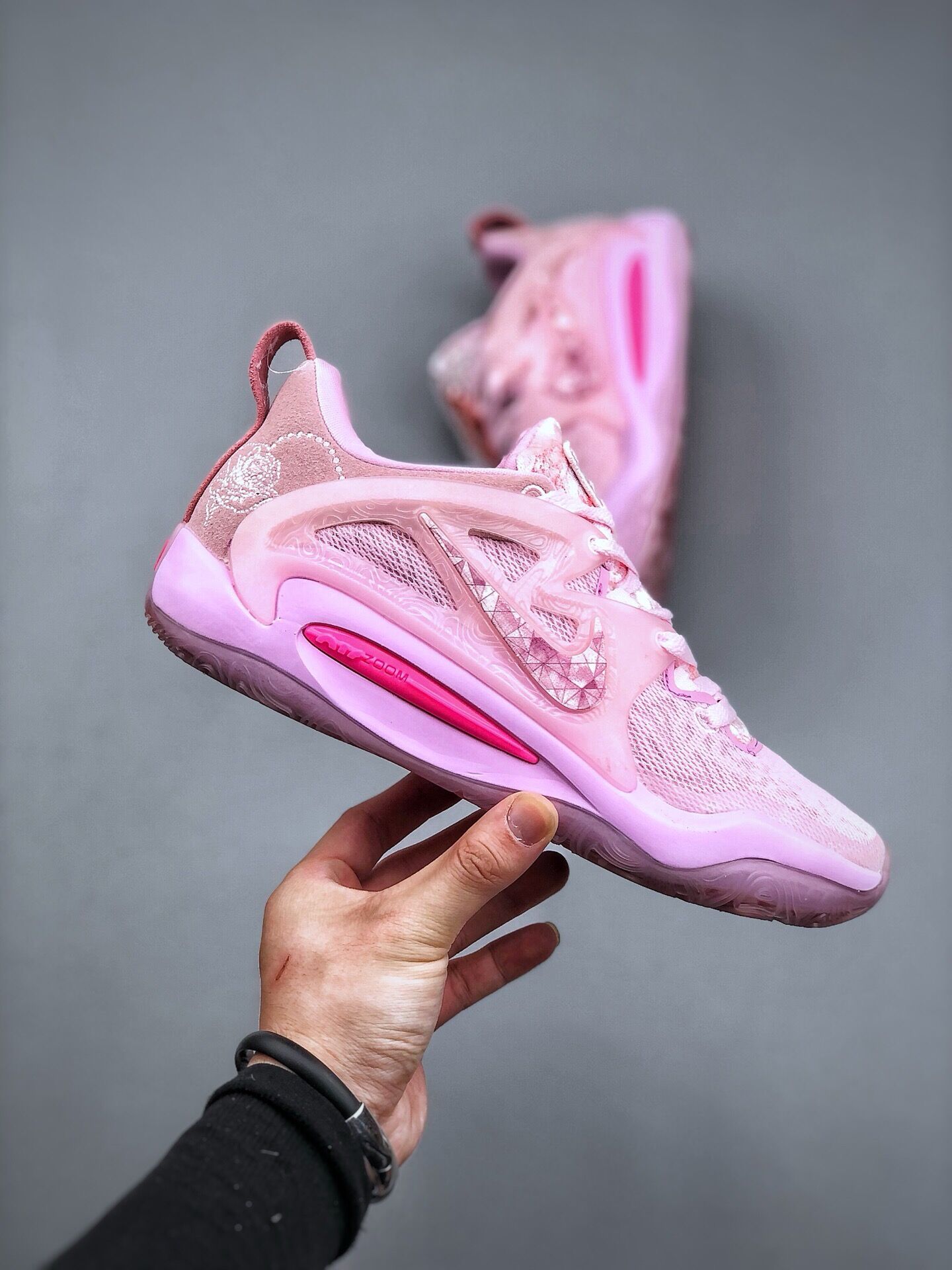 Nike KD 15 Aunt Pearl  DQ3851-600