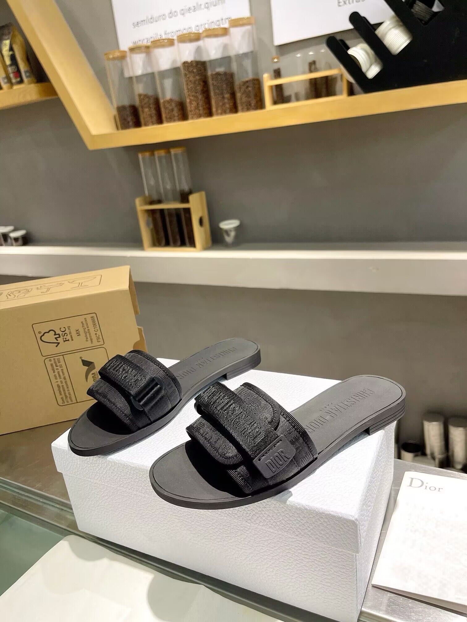 D*or slides 2024012701