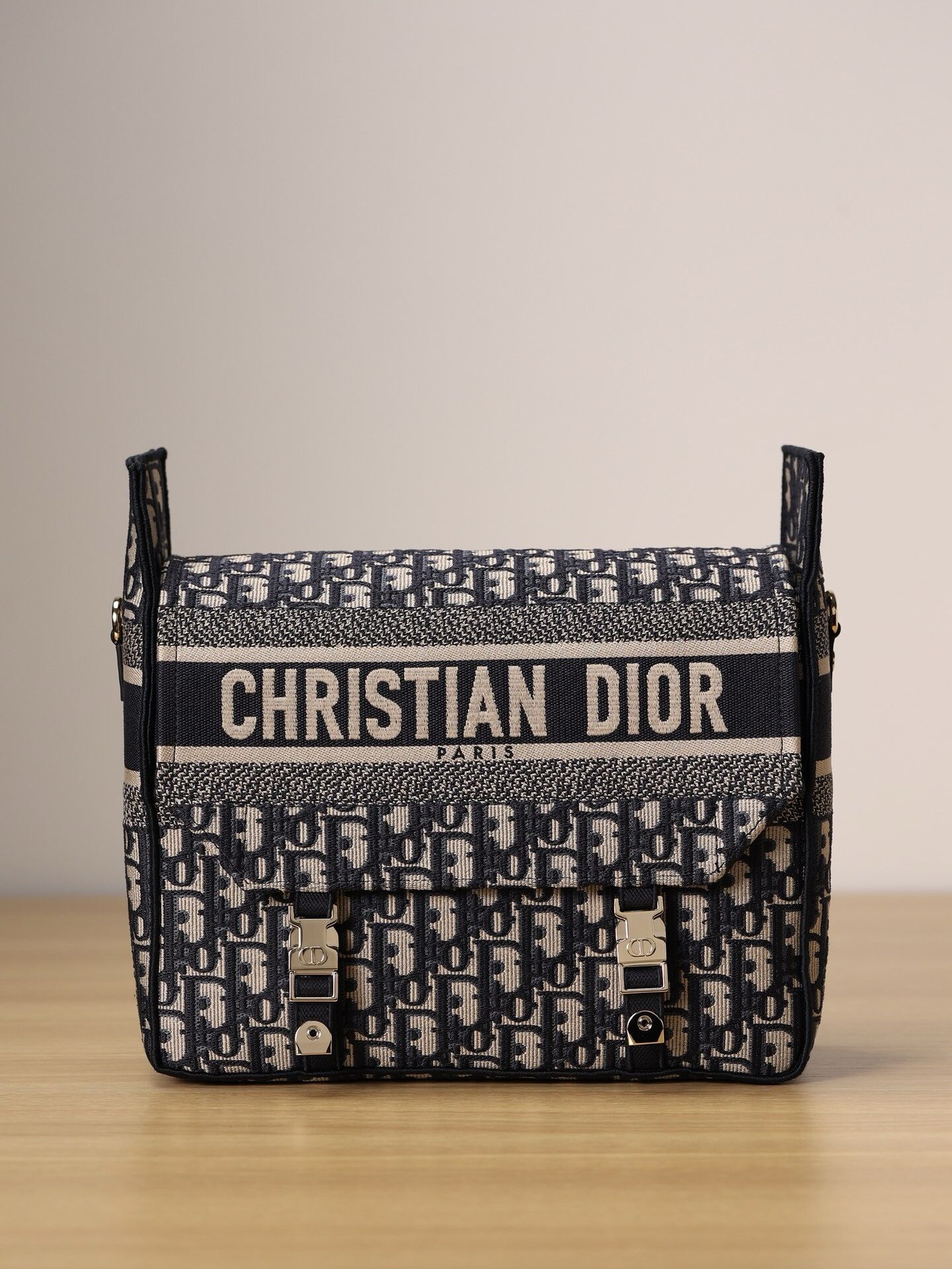 D*or medium D*orcamp bag 28*24*12cm