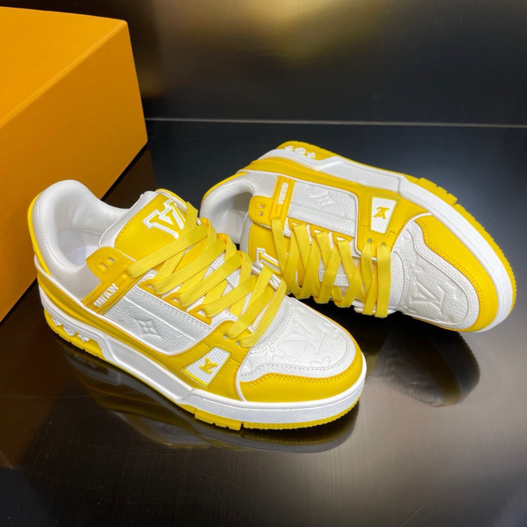 LV sneaker 202402271