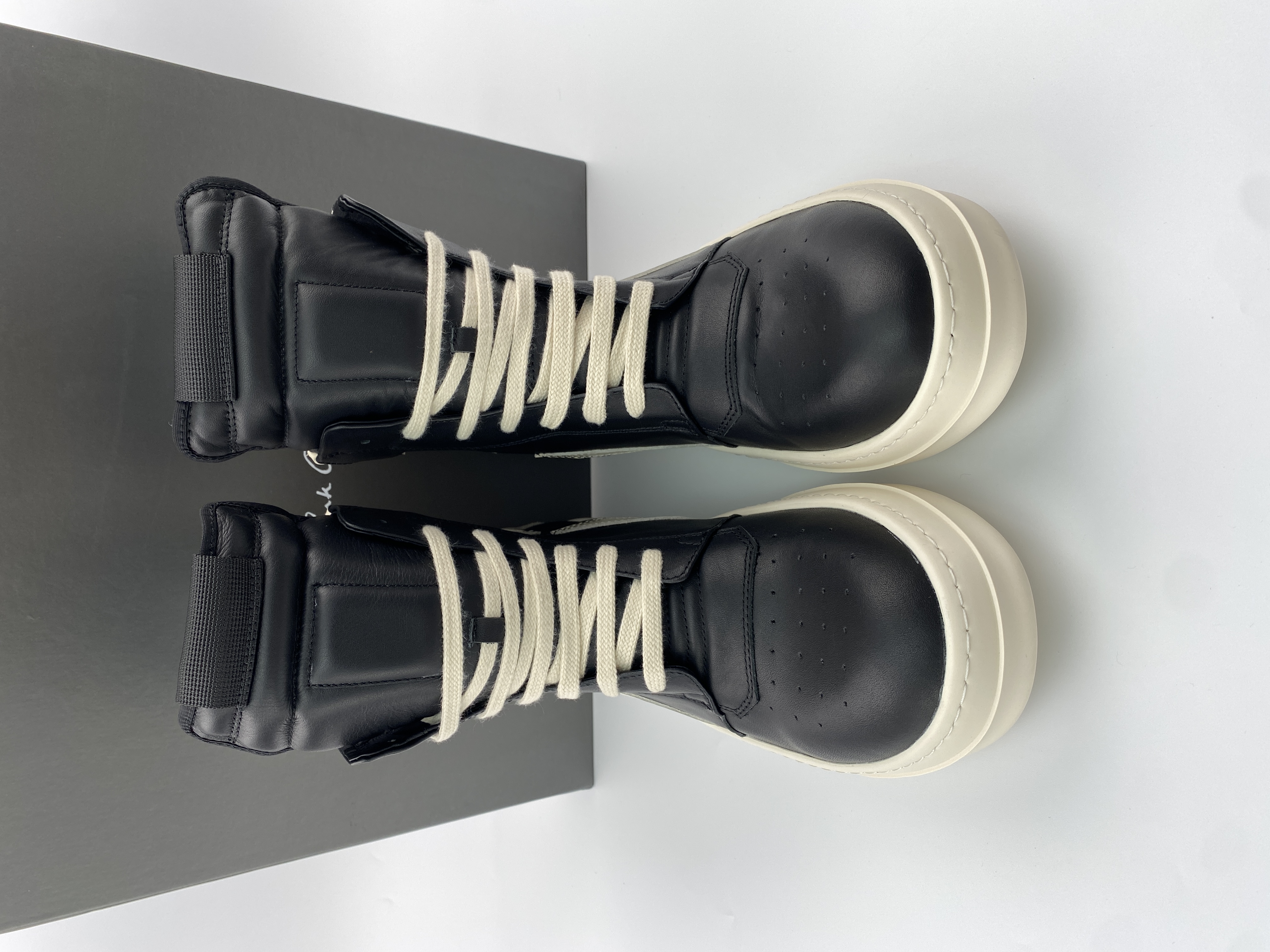 Rick Owens 2024030101