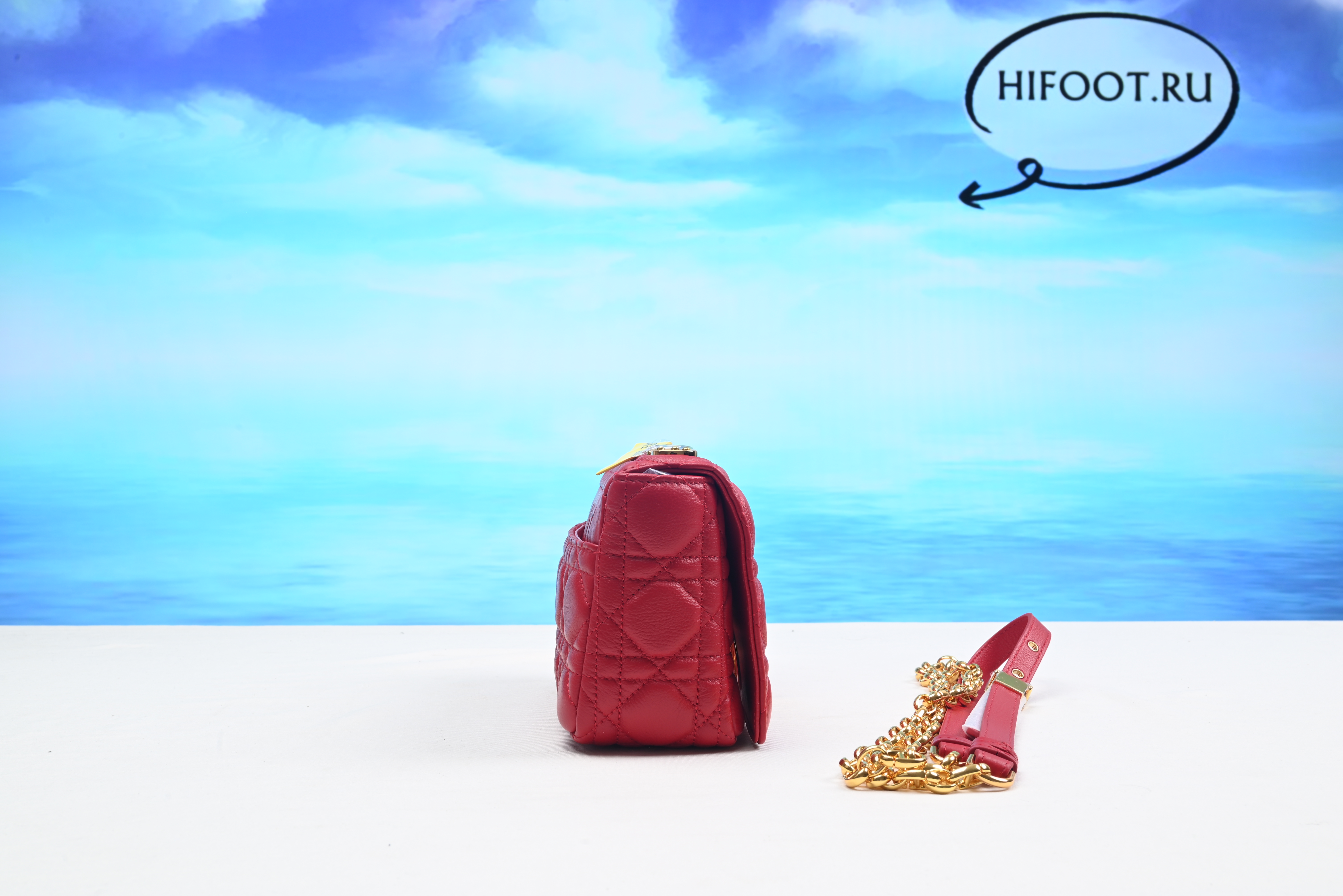 D*or caro bag red 20cm 2024030501