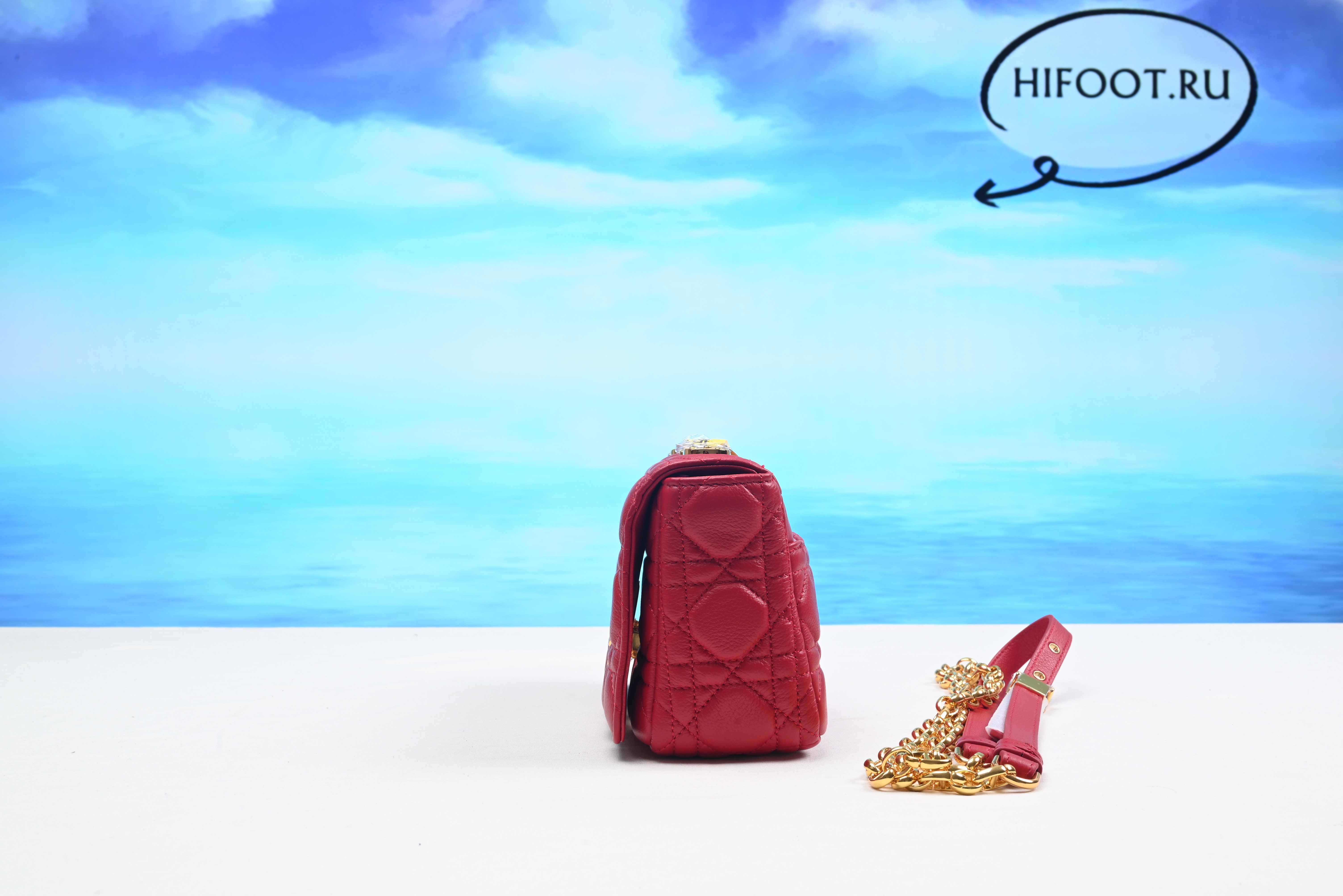 D*or caro bag red 20cm 2024030501