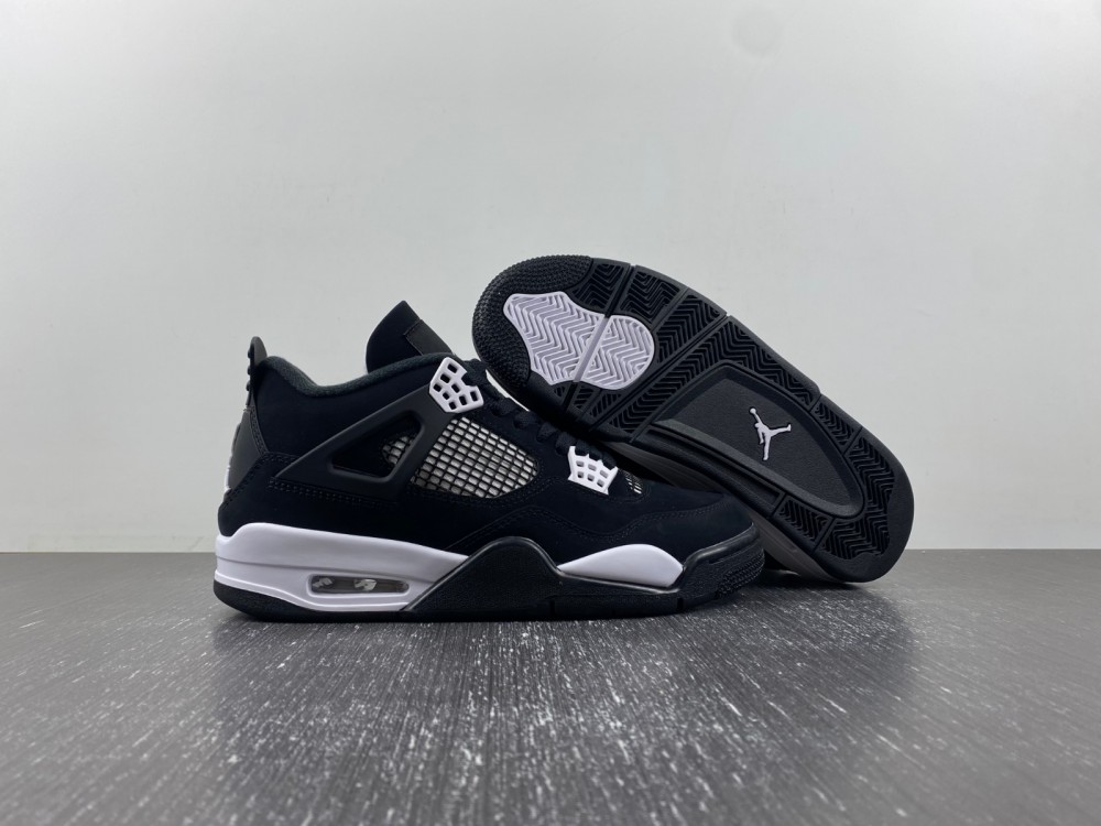 Air Jordan 4 Retro White Thunder FQ8138-001