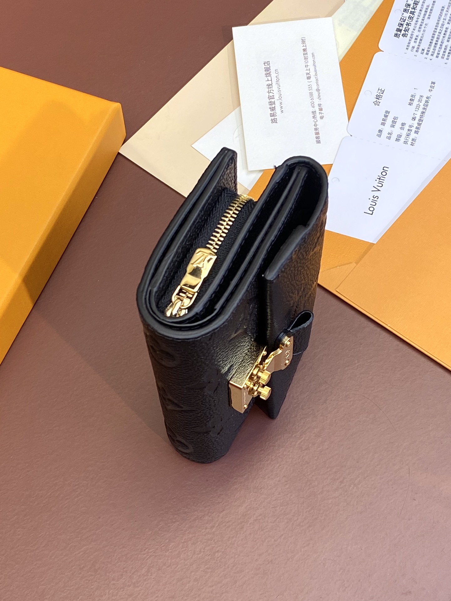 LV wallet 11.5*8.5*4CM