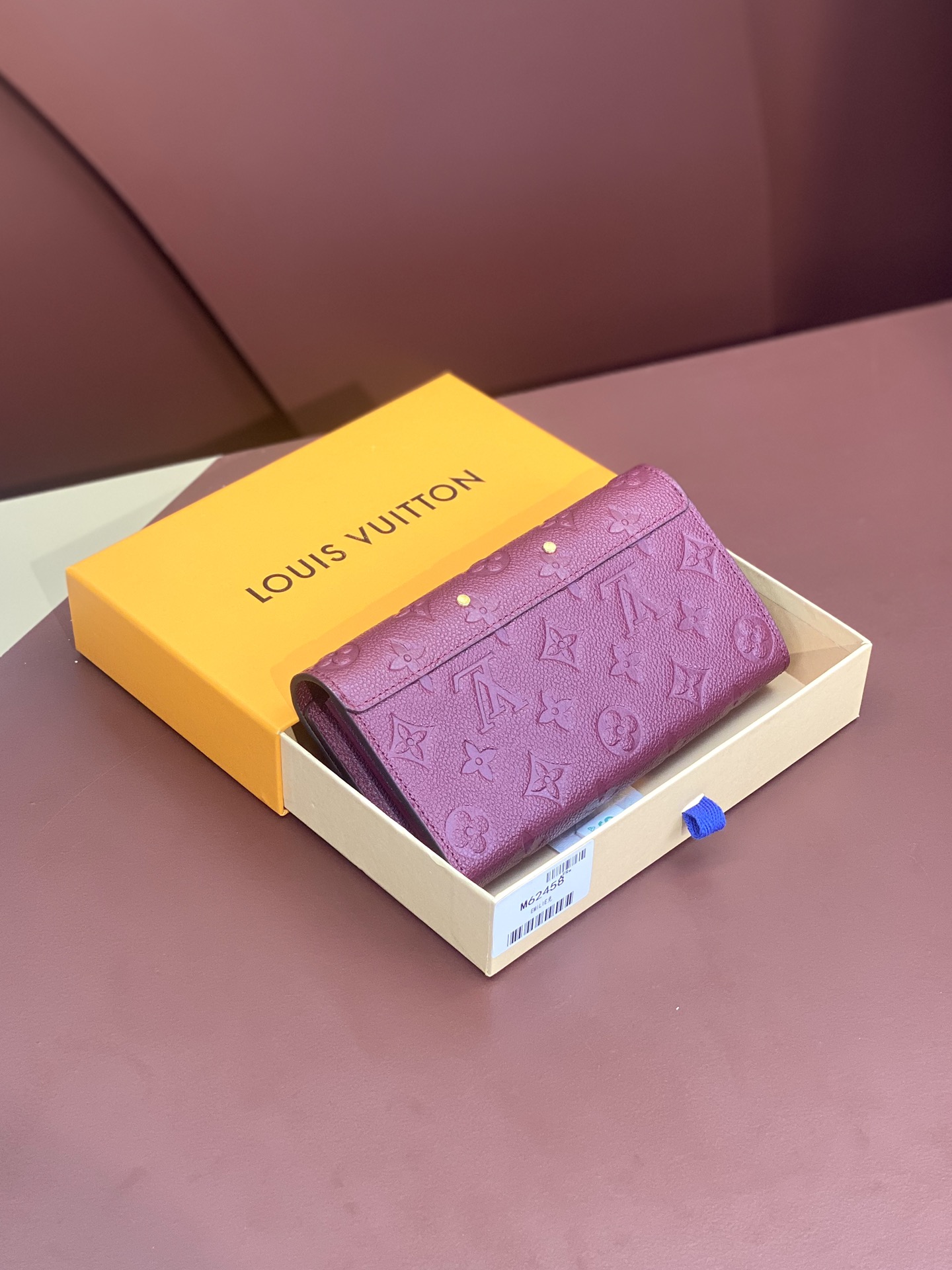 LV wallet 01 19*10.5*2CM