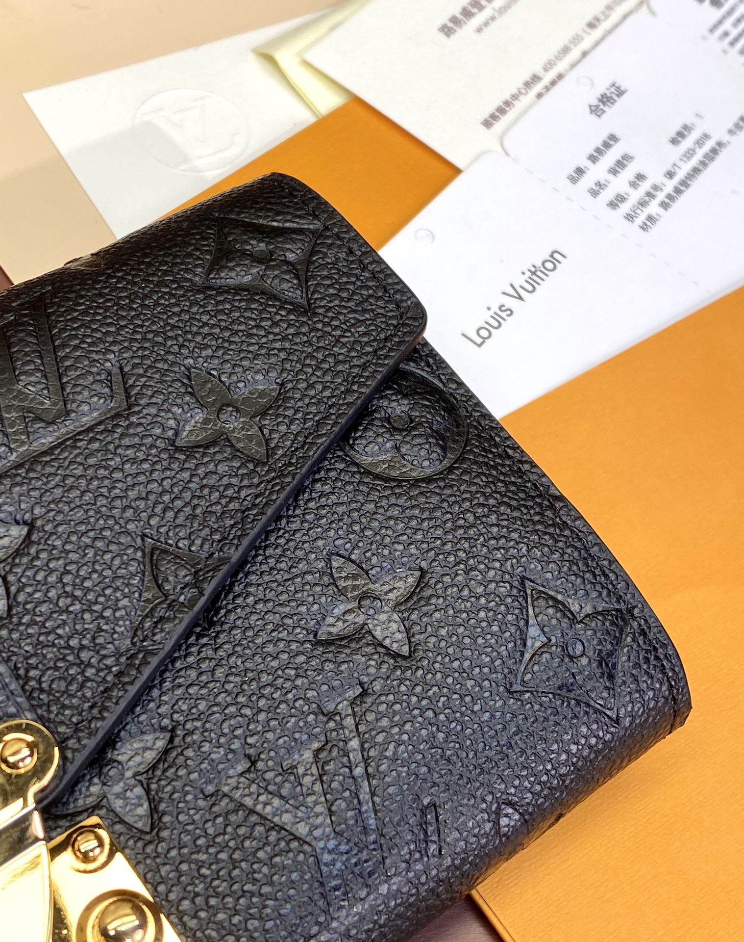 LV wallet 02 19*10.5*2CM