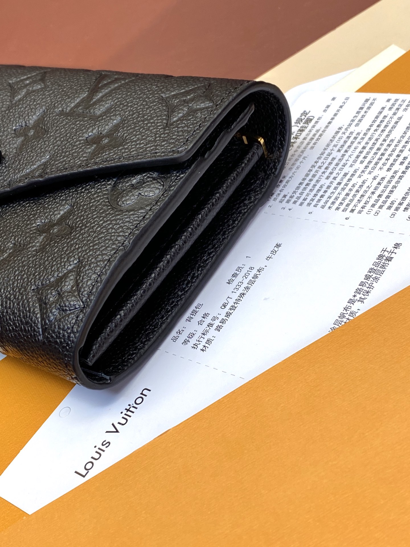LV wallet 02 19*10.5*2CM